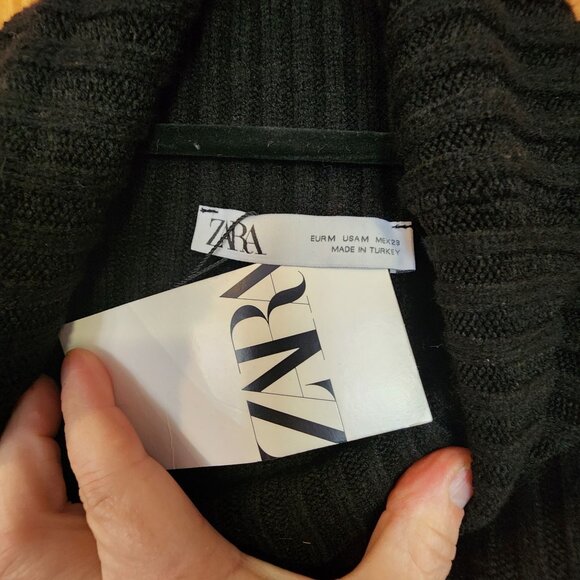 Zara Black Ribbed Knit Turtleneck Cropped Sweater Womens Size XS NWT - Picture 3 of 3